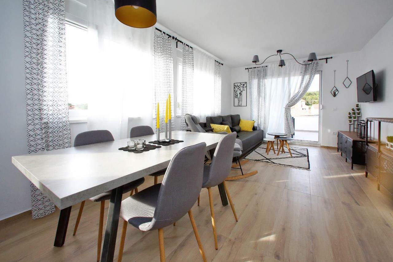 L Apartments Бибине Екстериор снимка