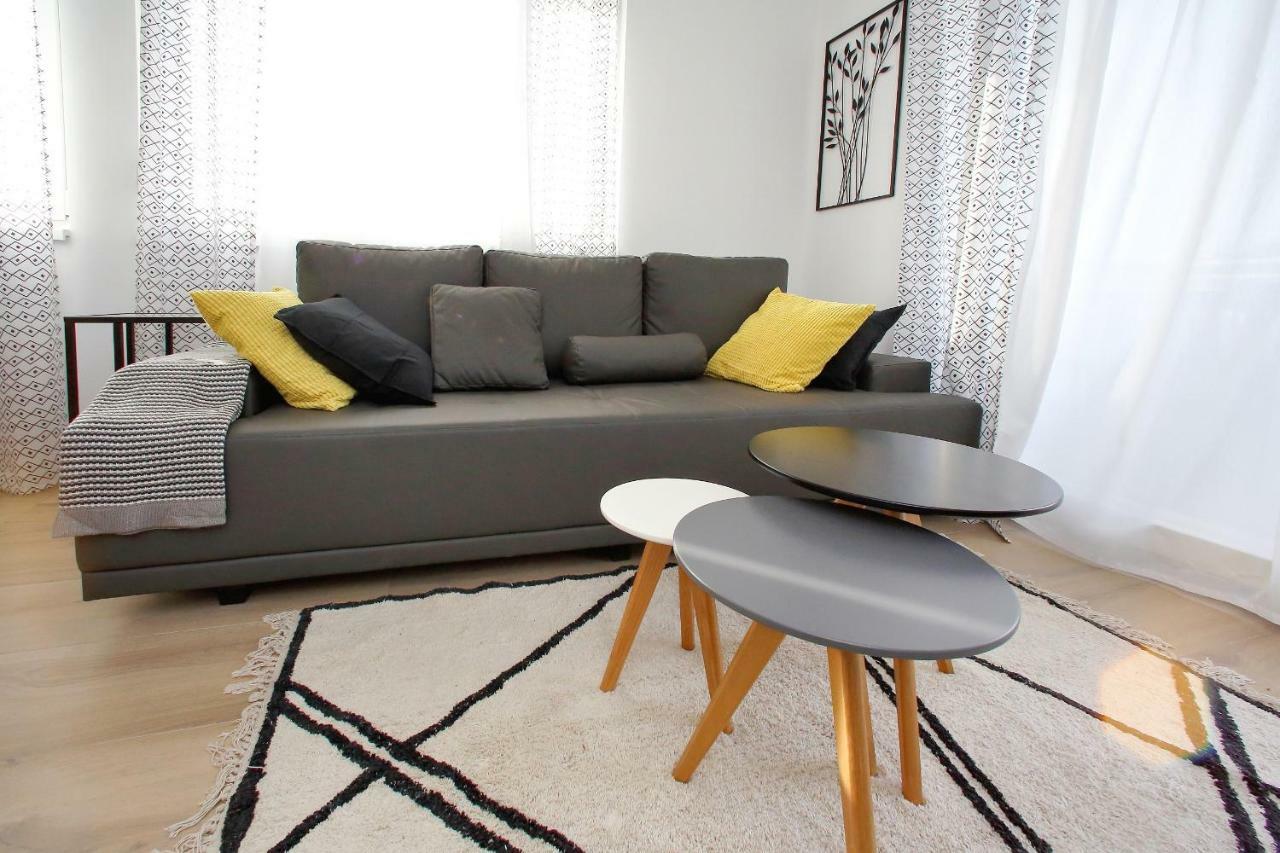 L Apartments Бибине Екстериор снимка
