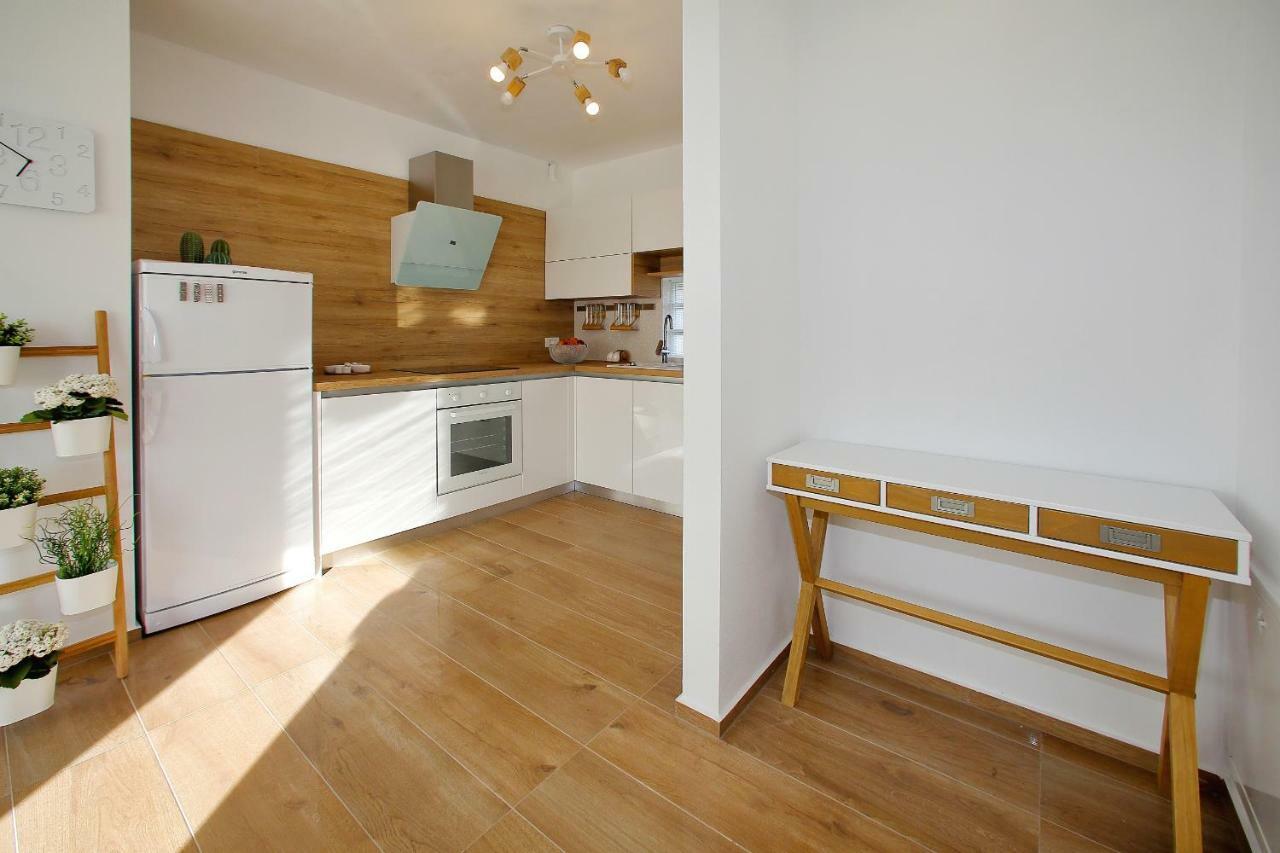 L Apartments Бибине Екстериор снимка