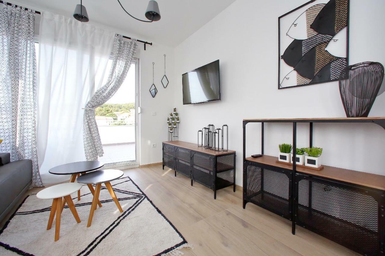 L Apartments Бибине Екстериор снимка