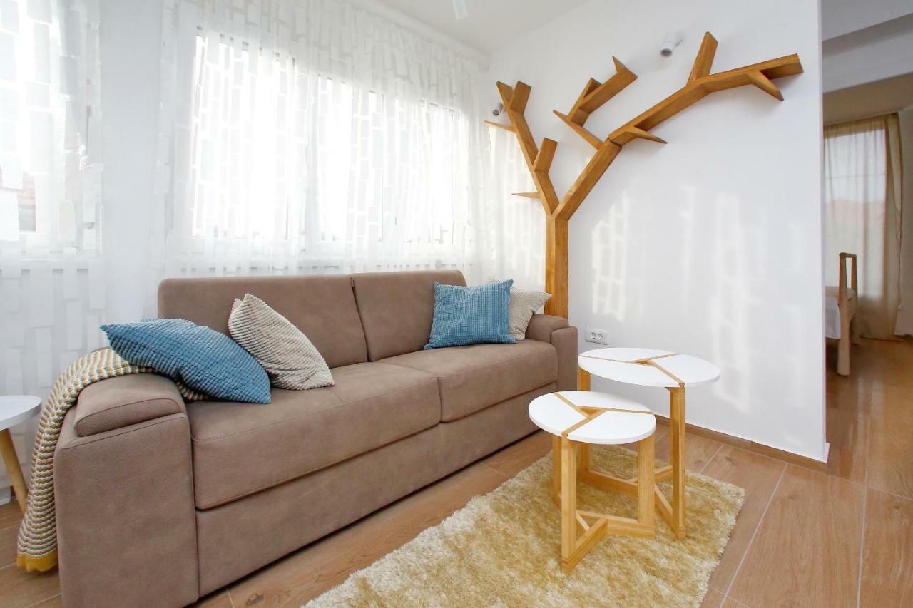 L Apartments Бибине Екстериор снимка